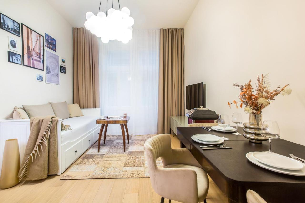 Apartma Andrea 1907 卡罗维发利 外观 照片